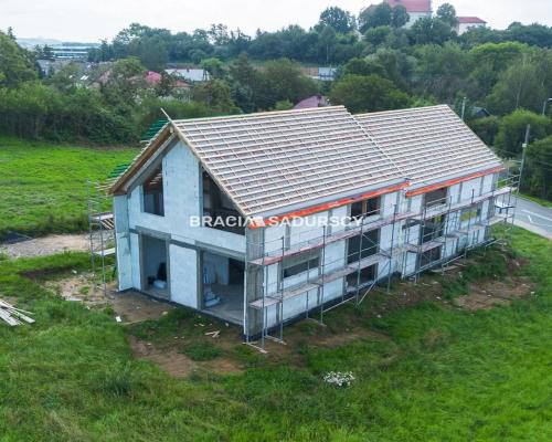 Nowoczesny dom w Morawicy