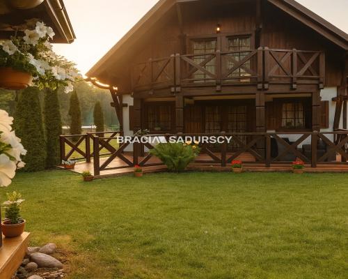 Wyjątkowe ranczo z własnym lasem.