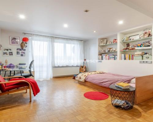 Dom wolnostojący 313m2 z basenem-blisko Krakowa