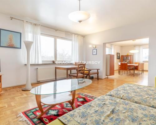 Dom wolnostojący 313m2 z basenem-blisko Krakowa