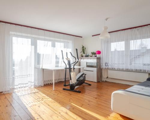 Rząska dom 250 m2 działka 6 arów ocieplony