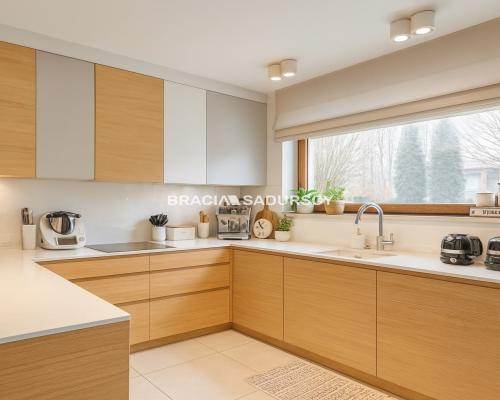 Piękny dom z ogrodem, Sidzina, Dębniki