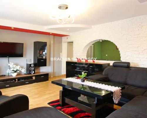 Jangrot - dom 212 m2 na dużej widokowej działce!