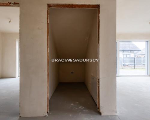 Dom w stanie deweloperskim, gotowy do zakupu