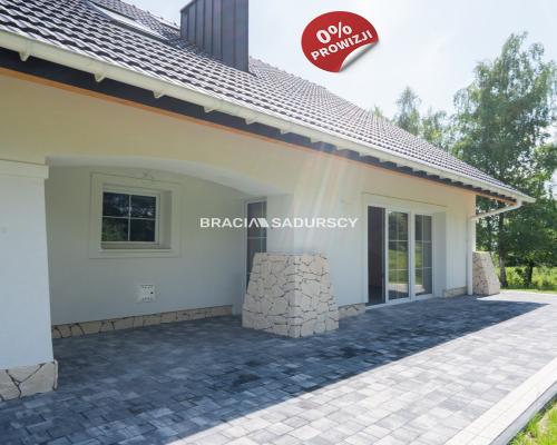 Na sprzedaż piękny wolnostojący dom w Dąbrowie Szlacheckiej, Wołowice.  
 
Stan deweloperski. 
Wykonany według projektu Bella S