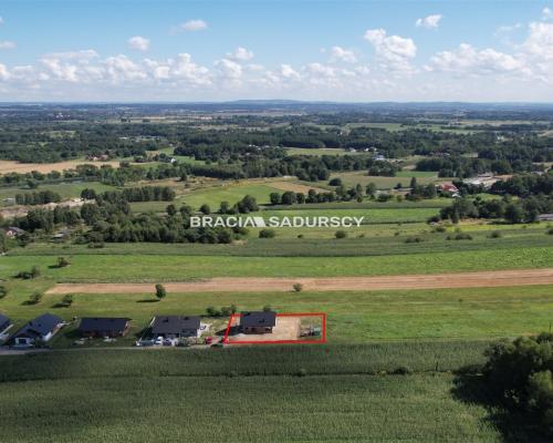 Dom w Brzezince, gm Brzeźnica