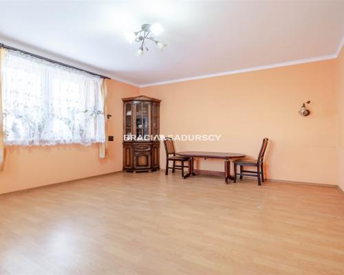 Dom gotowy do zamieszkania lub adaptacji