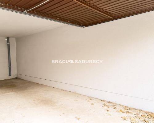 Garaż murowany na sprzedaż – ul. Grenadierów