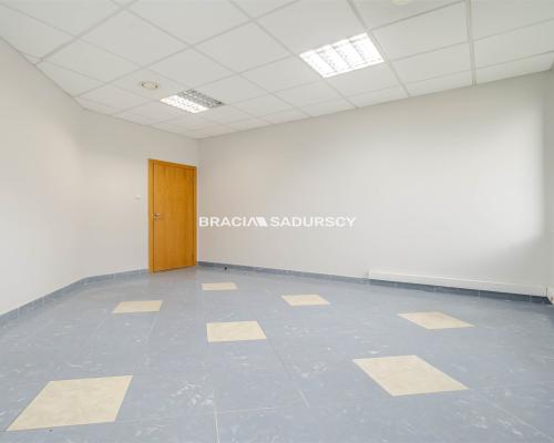 LOKAL OK 15,5 M2 BIUROWY PRĄDNIK BIAŁY -BIUROWIEC