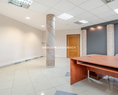 lokal biurowy 44 m2 Prądnik Biały biurowiec