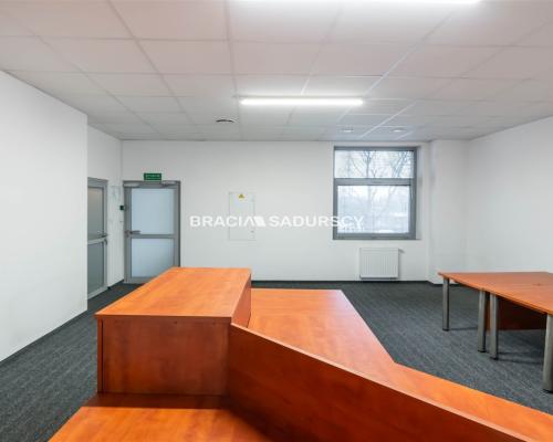 Powierzchnia biurowa z parkingiem - 250m2