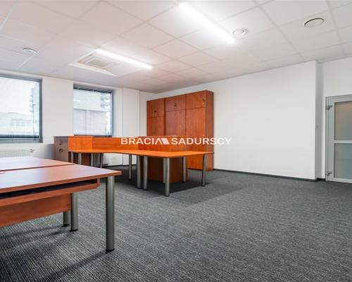 Powierzchnia biurowa z parkingiem - 250m2