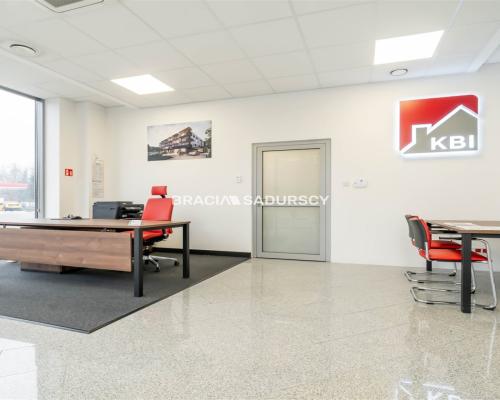 Lokal parterowy o powierzchni 65,51 m², Zakrzówek