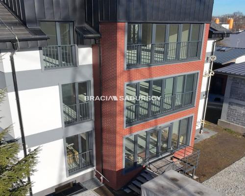 Wolnostojący obiekt biurowy- 300m2!!!