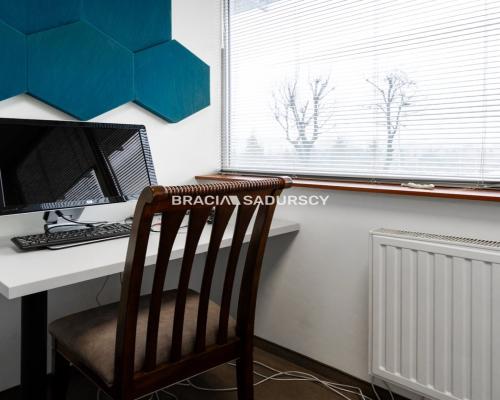 Lokal biurowy 175m2 + 10 miejsc park. 0% prowizji!