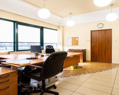 komfortowe biuro 90 m² dla firm