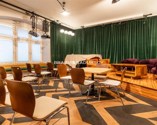 Lokale biurowe w kamienicy po generalnym remoncie!