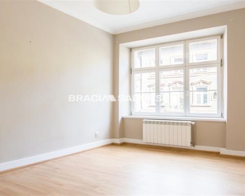 kamienica z windą, lokal biurowy 80m2, 3pok