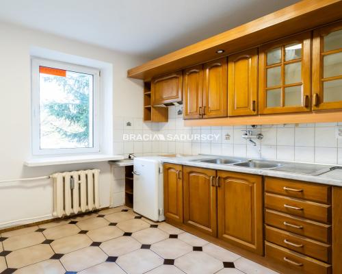 lokal na biuro, 64m2 na parterze,parking+tramwaj