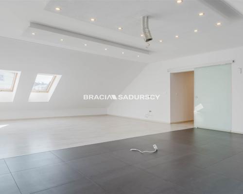 LOKAL DO WYNAJĘCIA DO WŁASNEJ ARANŻACJI -RUCZAJ