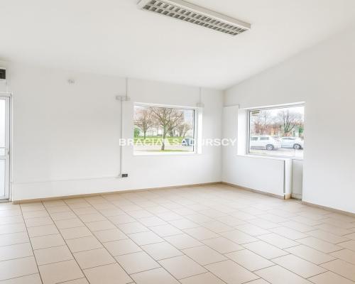 Widoczny lokal usługowy - 10m2 - obok Carrefour