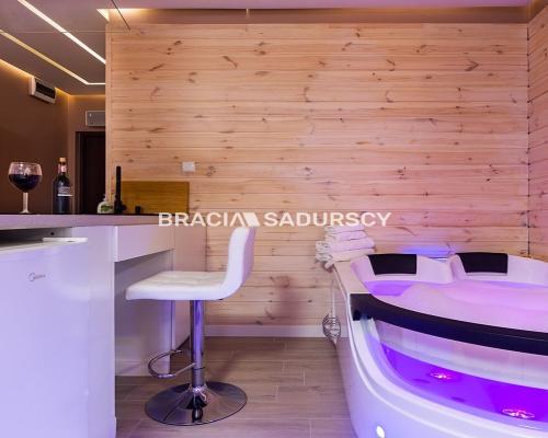 Jacuzzi, 45m2, ogródek Michałowice