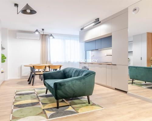 WYSOKI STANDARD, KAMERALNY BUDYNEK, 3-POKOJOWE