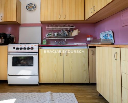 Aleksandry, mieszkanie z widokiem na zieleń.