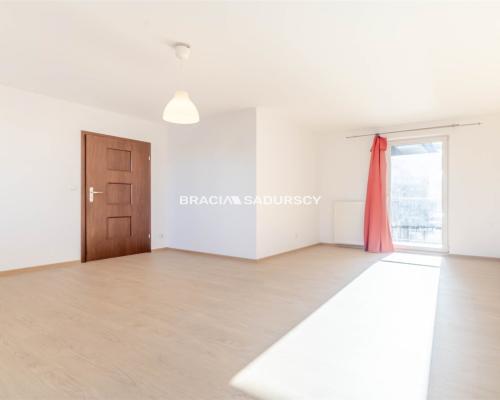 3-POKOJOWE Z DWOMA BALKONAMI NA RUCZAJU