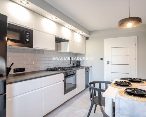 3-pok mieszkanie o dobrym rozkładzie/Ruczaj/Obozow