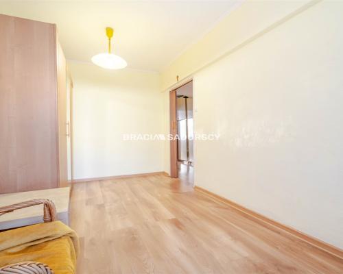 3 pok z osobną kuchnią os. Strusia