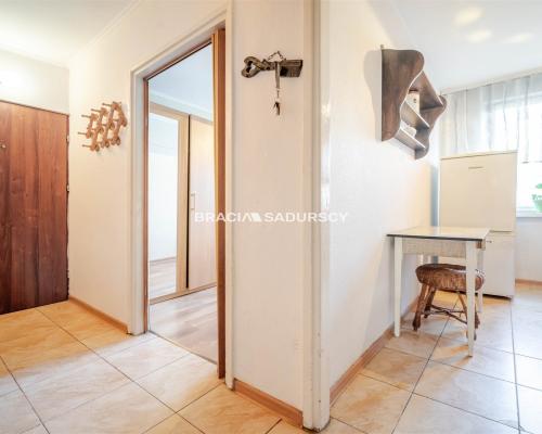 3 pok z osobną kuchnią os. Strusia