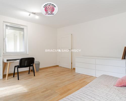 3 niezalezne pokoje / Obozowa / 3 balkony