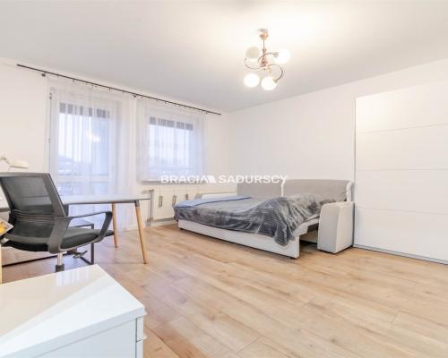 SłONECZNE, 1-POKOJOWE W ATRAKCYJNEJ LOKALIZACJI