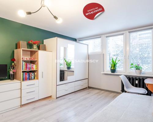 2 pokoje/dobra cena/Kozłowek/blisko tramwaj