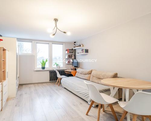 2 pokoje/dobra cena/Kozłowek/blisko tramwaj