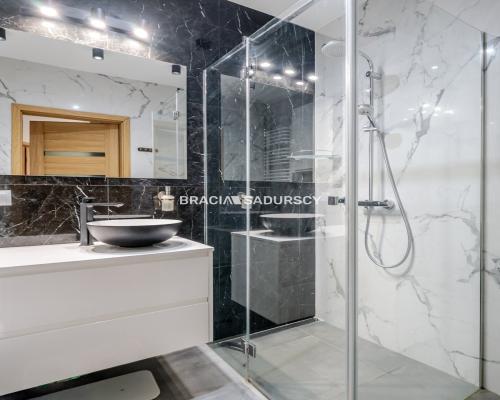 2 niezależne pokoje/2020/Zabiniec/garaz/winda