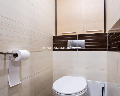 3pok (oddzielne) ok 45,5m2 os.Podwawelskie