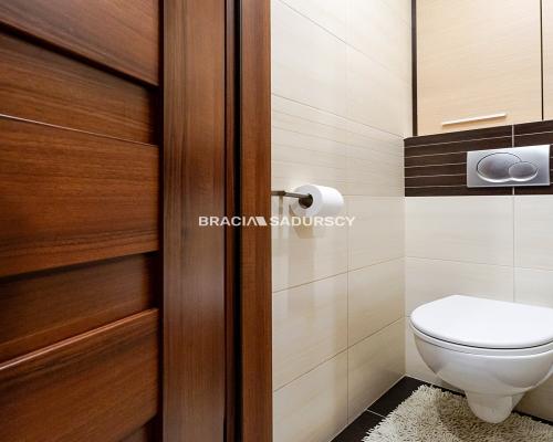 3pok (oddzielne) ok 45,5m2 os.Podwawelskie