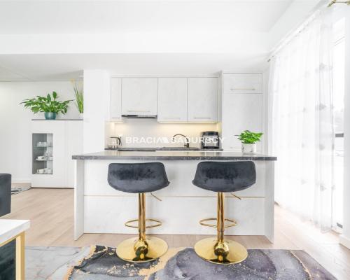 Atrakcyjne 3-pokojowe mieszkanie 46 m² – Zawada