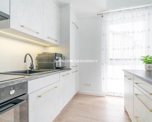 Atrakcyjne 3-pokojowe mieszkanie 46 m² – Zawada