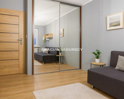 3 pokoje + balkon, 56 m² – idealne na start!