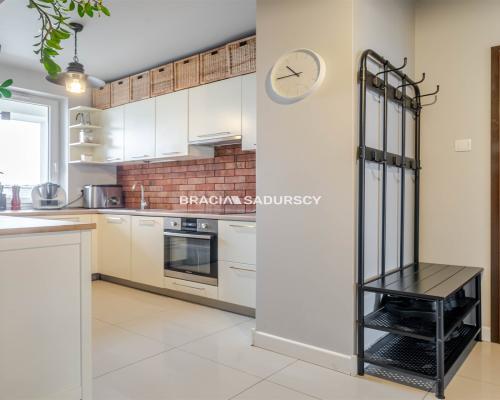 2 pokojowe mieszkanie z pięknym widokiem, 2xloggia