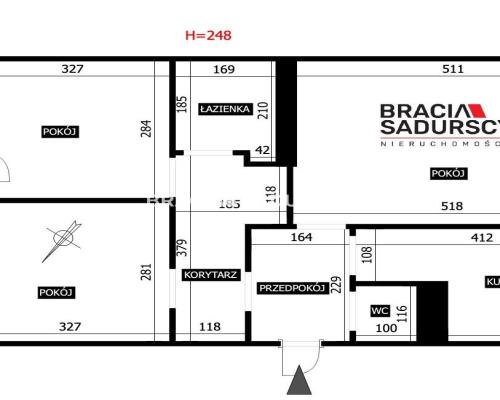 3 pokoje , piwnica , duży balkon , parking