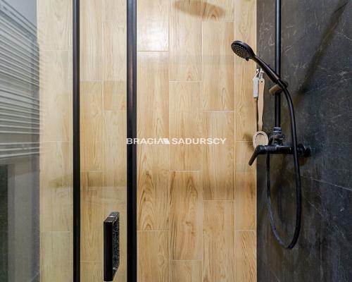 3 pokoje z ogródkami i wysokimi sufitami 3,2 m