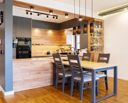 Nowoczesne mieszkanie II-poziomowe Węgrzce Wielkie