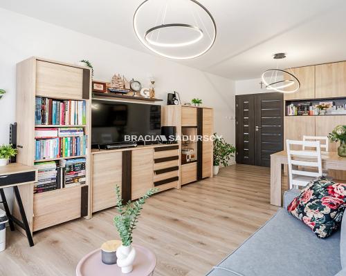 widokowe 2 pok.+kuchnia, Płaszów, tramwaj na najem