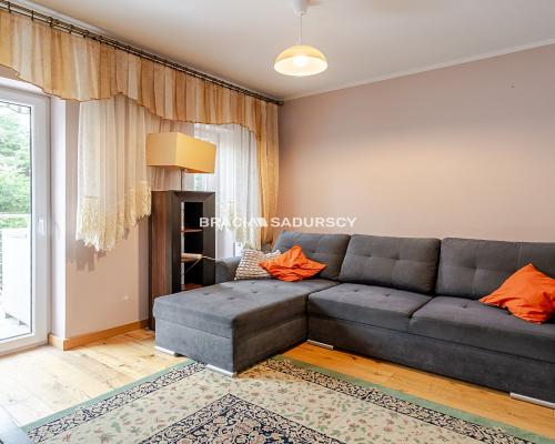 DWUPOZIOMOWE MIESZKANIE NA POŁUDNIU KRAKOWA