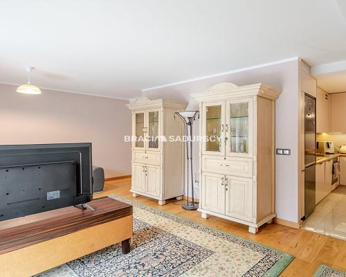 DWUPOZIOMOWE MIESZKANIE NA POŁUDNIU KRAKOWA