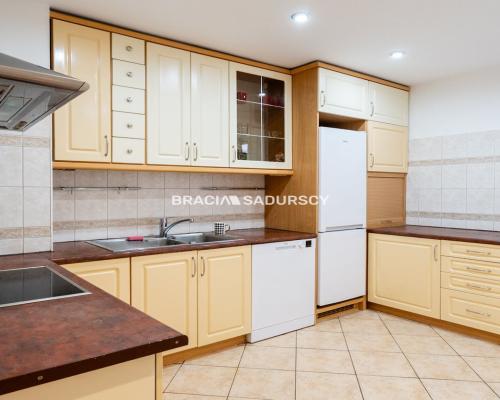 Mieszkanie dwupoziomowe - 4 pokoje na Klinach